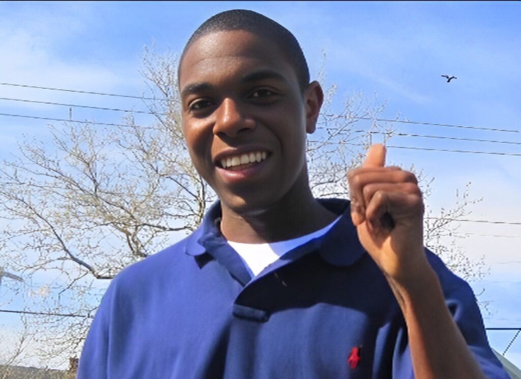 Maurice Johnson - sharpened Maurice Johnson - sharpened